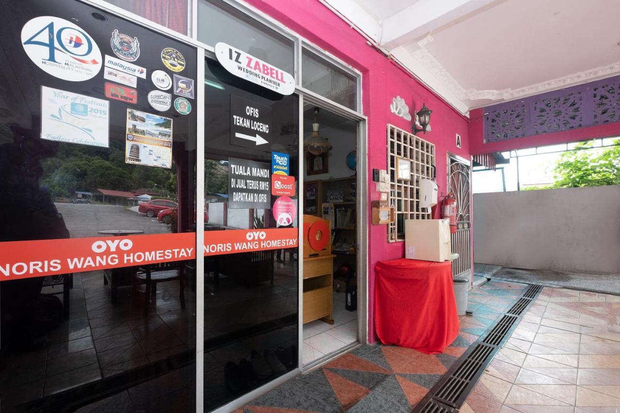 Oyo 89984 Noris Wang Homestay Lumut Zewnętrze zdjęcie