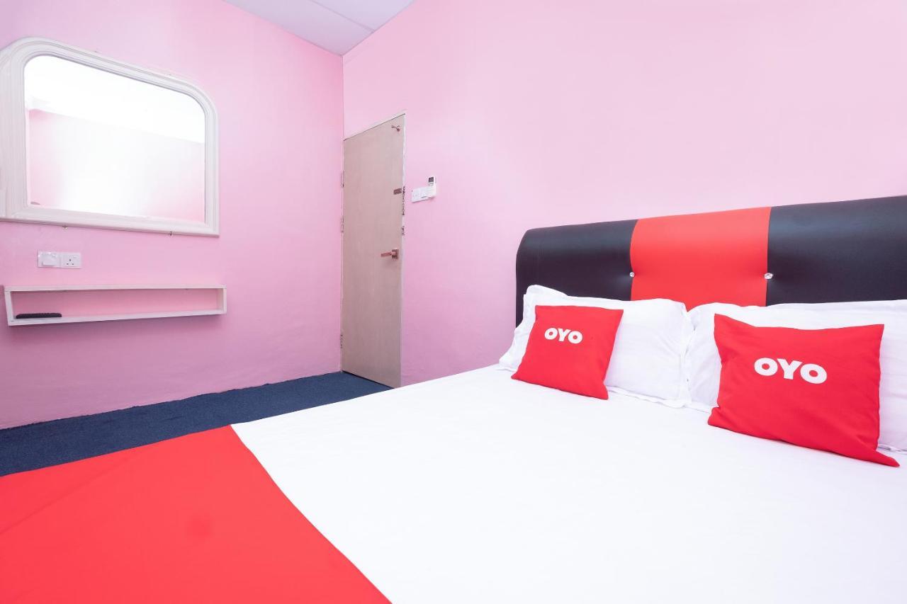 Oyo 89984 Noris Wang Homestay Lumut Zewnętrze zdjęcie