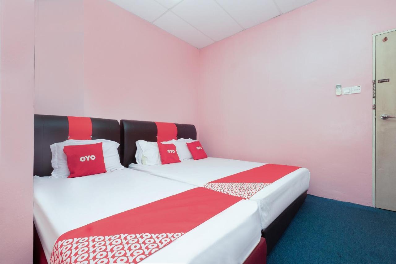 Oyo 89984 Noris Wang Homestay Lumut Zewnętrze zdjęcie