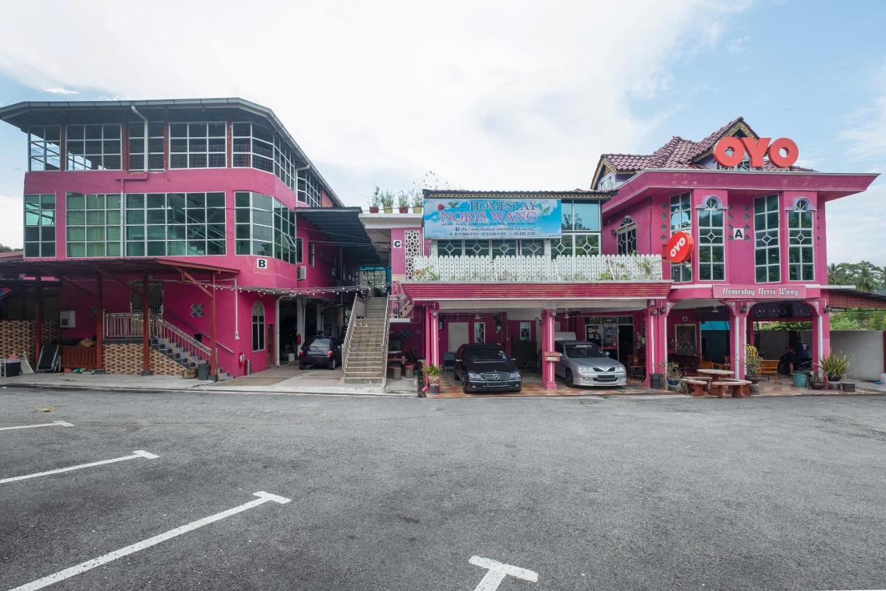 Oyo 89984 Noris Wang Homestay Lumut Zewnętrze zdjęcie