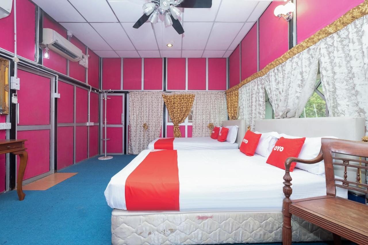 Oyo 89984 Noris Wang Homestay Lumut Zewnętrze zdjęcie