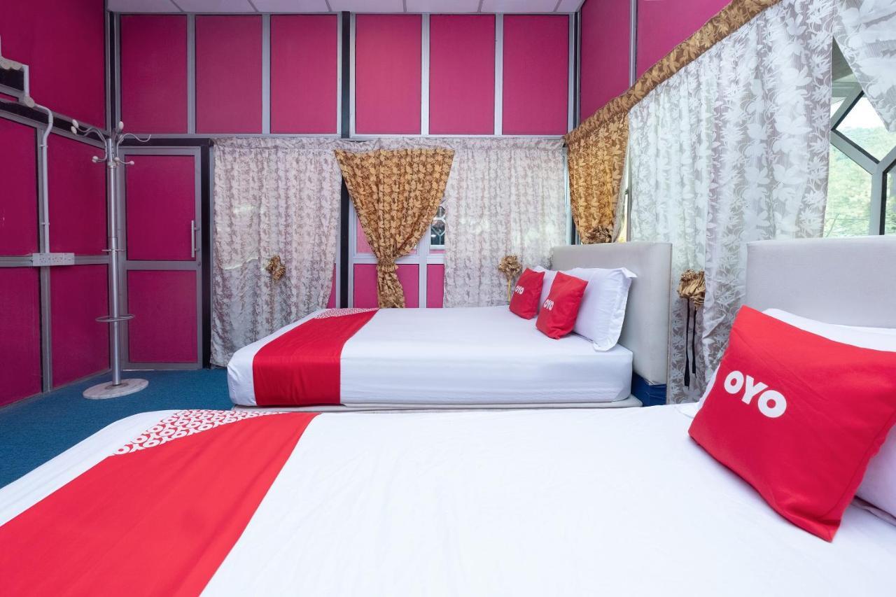 Oyo 89984 Noris Wang Homestay Lumut Zewnętrze zdjęcie